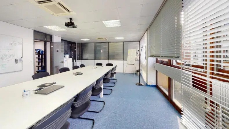Bureau dans Paris à louer - Photo de l’immeuble – Image 3 sur 8