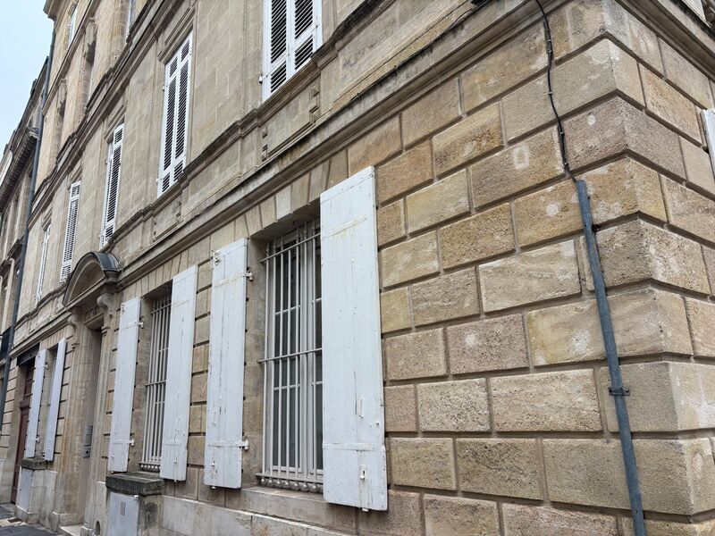 Bureau dans Bordeaux à louer Photo de l’immeuble– Image 1 sur 7