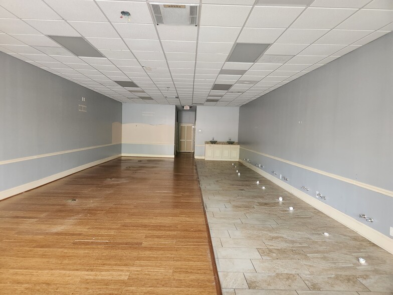 1275 Powers Ferry Rd SE, Marietta, GA à louer - Photo de l’immeuble – Image 3 sur 13