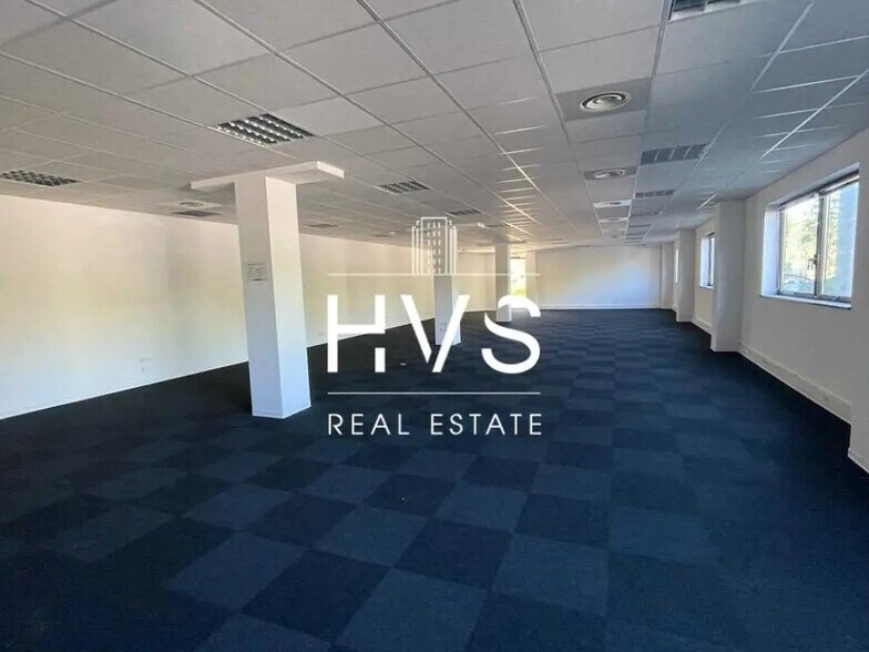 Bureau dans Aix-en-Provence à louer - Photo de l’immeuble – Image 3 sur 14