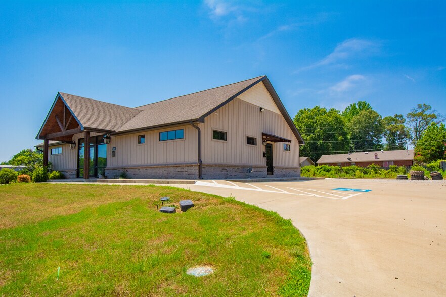 1003 & 1009 S Redmond Rd portefeuille de 2 biens à vendre sur LoopNet.fr - Photo principale – Image 2 sur 2