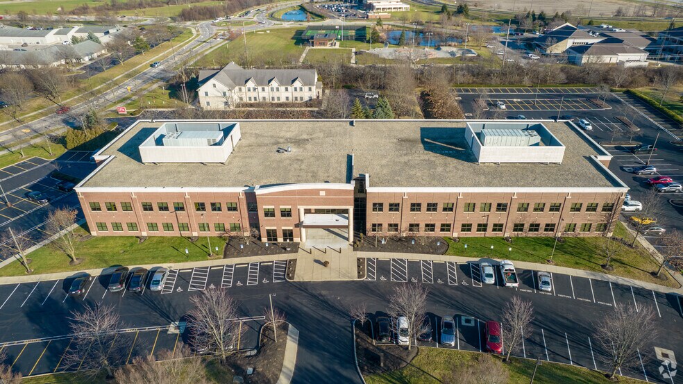 5747 Perimeter Dr, Dublin, OH à louer - Photo de l’immeuble – Image 2 sur 16