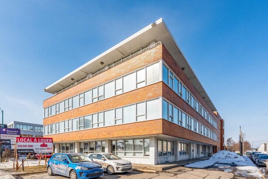 909-919 Rue Monseigneur-Grandin, Québec, QC à louer - Photo de l’immeuble – Image 2 sur 3