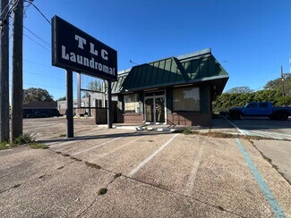 Plus de détails pour 203 W Judge Perez Dr, Chalmette, LA - Local d'activités à louer