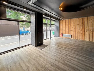 Plus de détails pour Local commercial à louer