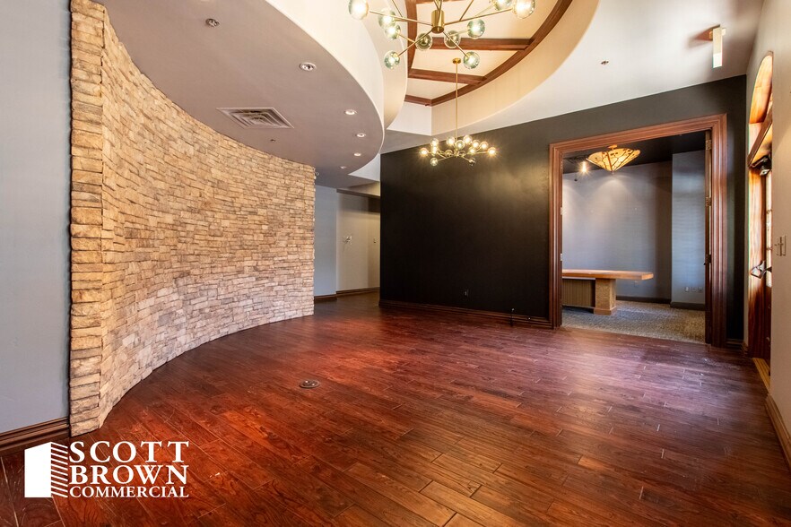 7704 San Jacinto Pl, Plano, TX à louer - Photo de l’immeuble – Image 3 sur 16
