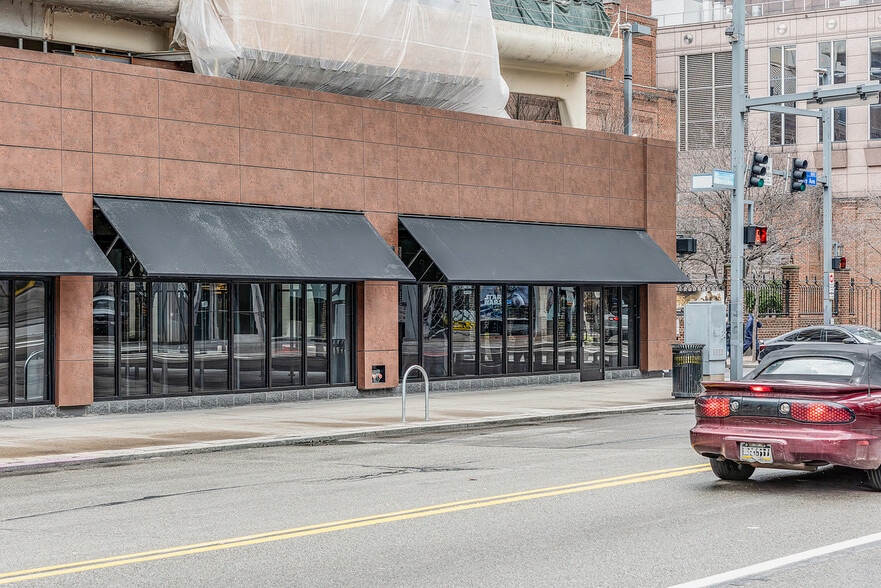 202 6th St, Pittsburgh, PA à louer - Photo de l’immeuble – Image 3 sur 5