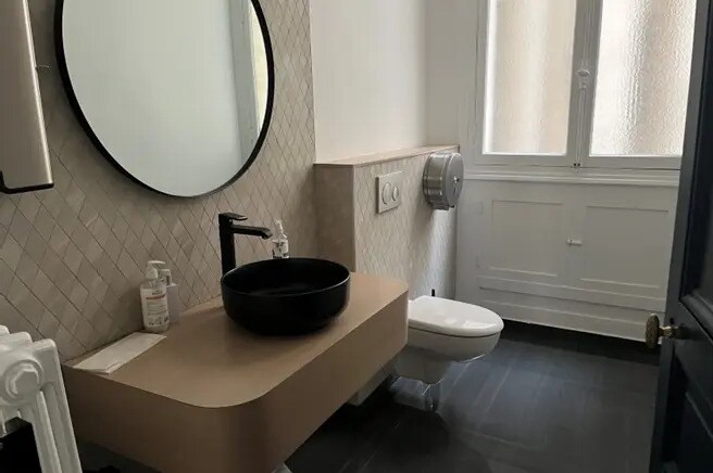 2 Rue Dufrenoy, Paris à louer - Photo de l’immeuble – Image 2 sur 12