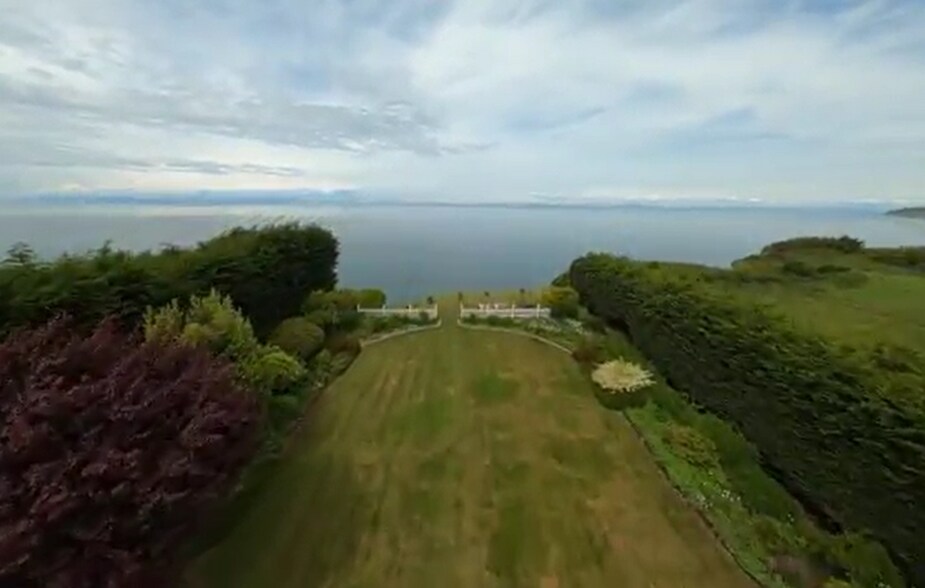 397 Monterra Dr, Port Angeles, WA à vendre - Vidéo aérienne – Image 2 sur 35