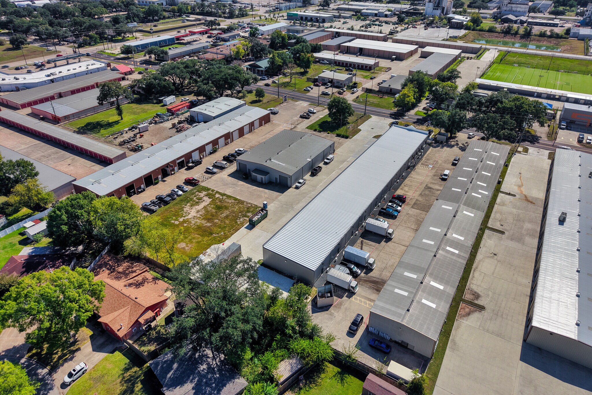 5342 5th St, Katy, TX à louer Photo de l’immeuble– Image 1 sur 4