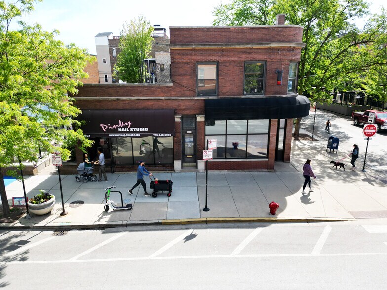 3501 N Southport Ave, Chicago, IL à louer - Photo de l’immeuble – Image 2 sur 3