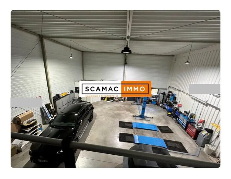 Industriel/Logistique dans Fréjus à louer - Photo de l’immeuble – Image 3 sur 6