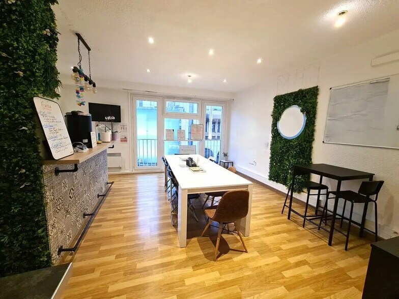 Bureau dans Nice à louer - Photo de l’immeuble – Image 3 sur 5