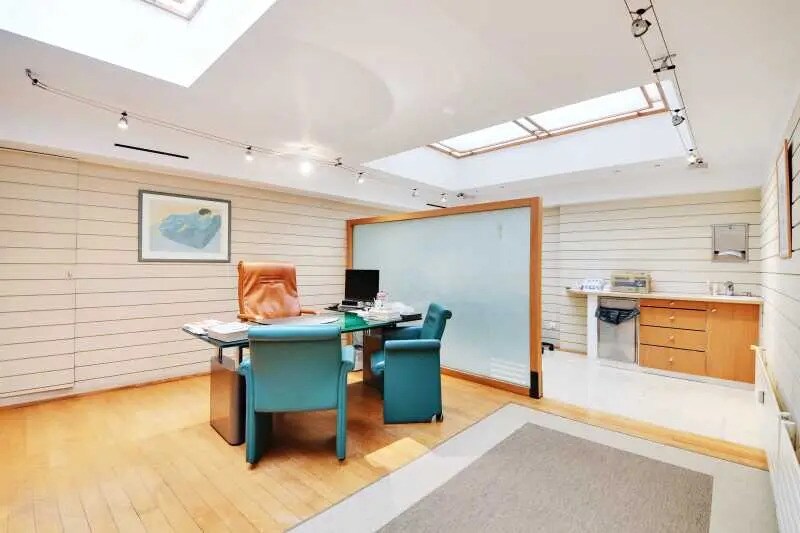 17 Rue Pétrarque, Paris à vendre - Photo de l’immeuble – Image 2 sur 13