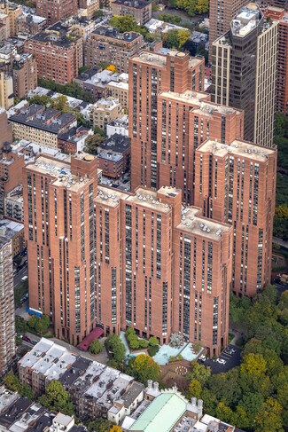 Plus de détails pour 1601-1641 3rd Ave, New York, NY - Bureau/Local commercial à louer