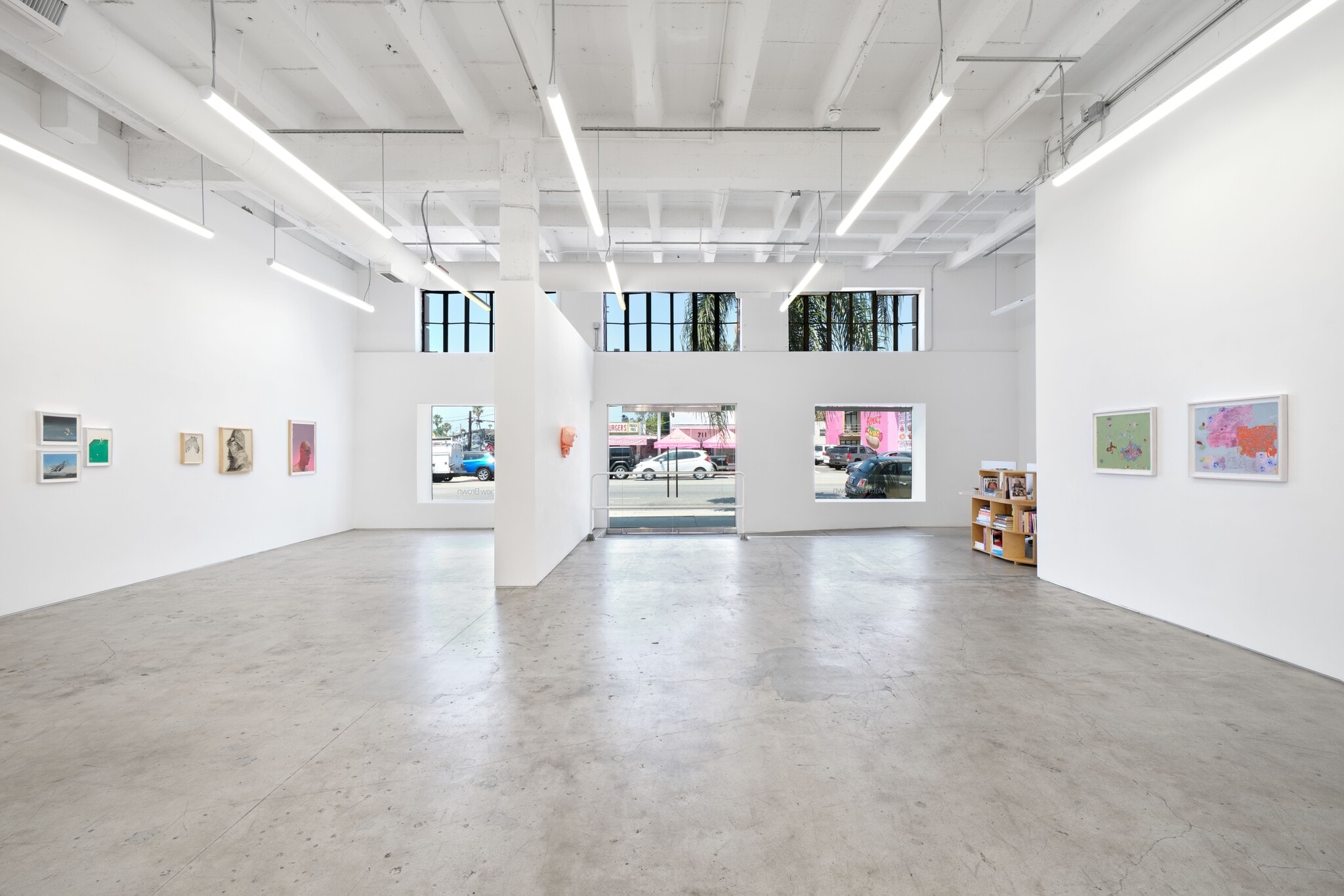 712-718 N La Brea Ave, Los Angeles, CA à louer Photo intérieure– Image 1 sur 6