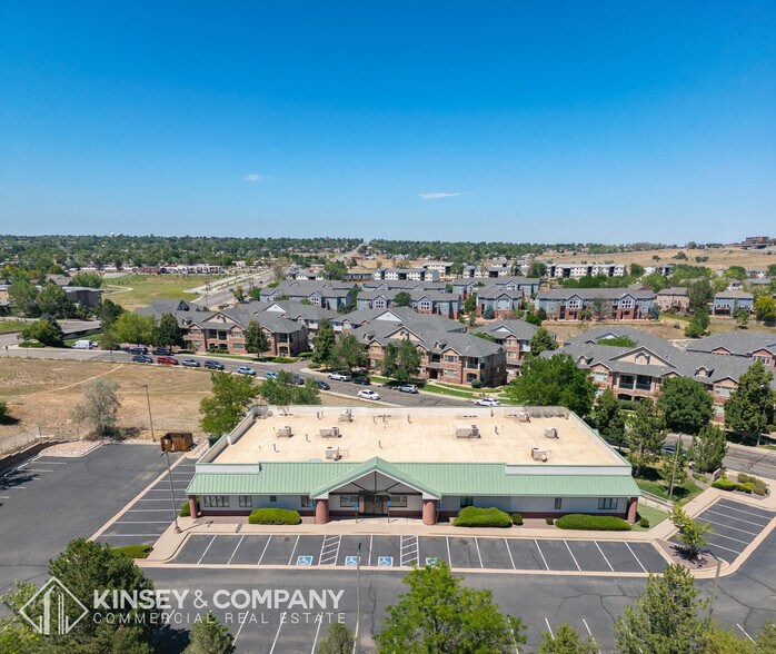 8889 Fox Dr, Thornton, CO à louer - Photo de l’immeuble – Image 1 sur 12