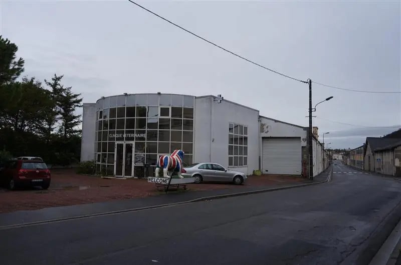 Industriel/Logistique dans Boutiers-Saint-Trojan à vendre - Photo de l’immeuble – Image 2 sur 3