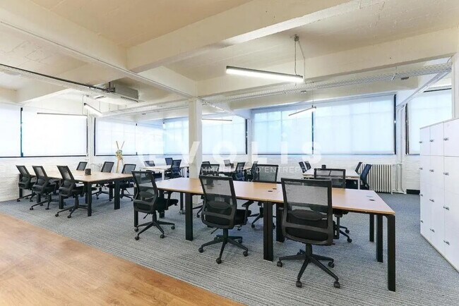 Plus de détails pour Bureau à louer