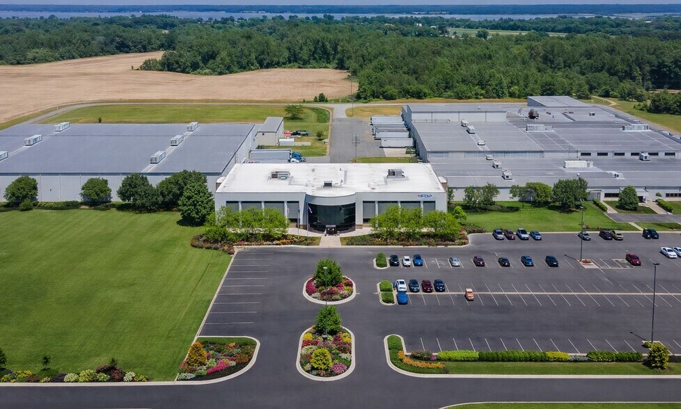 1290 Mt Landing Rd, Tappahannock, VA à vendre - Photo de l’immeuble – Image 2 sur 11