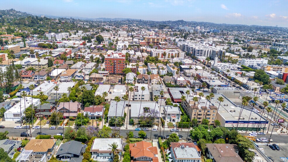 1734-1740 Taft Ave, Los Angeles, CA à vendre - Photo de l’immeuble – Image 2 sur 10