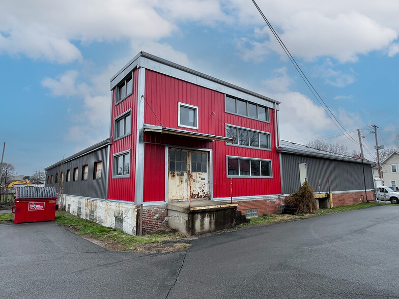 355 W Main St, Newark, OH à louer - Photo de l’immeuble – Image 3 sur 12