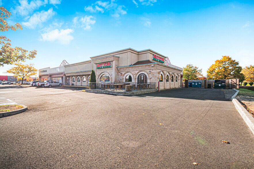 9704-9738 N Newport Hwy, Spokane, WA à louer - Photo de l’immeuble – Image 1 sur 37