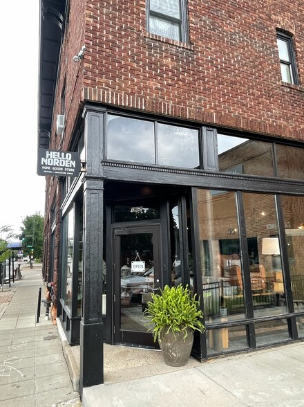 162 Dale St N, Saint Paul, MN à louer - Photo de l’immeuble – Image 1 sur 1