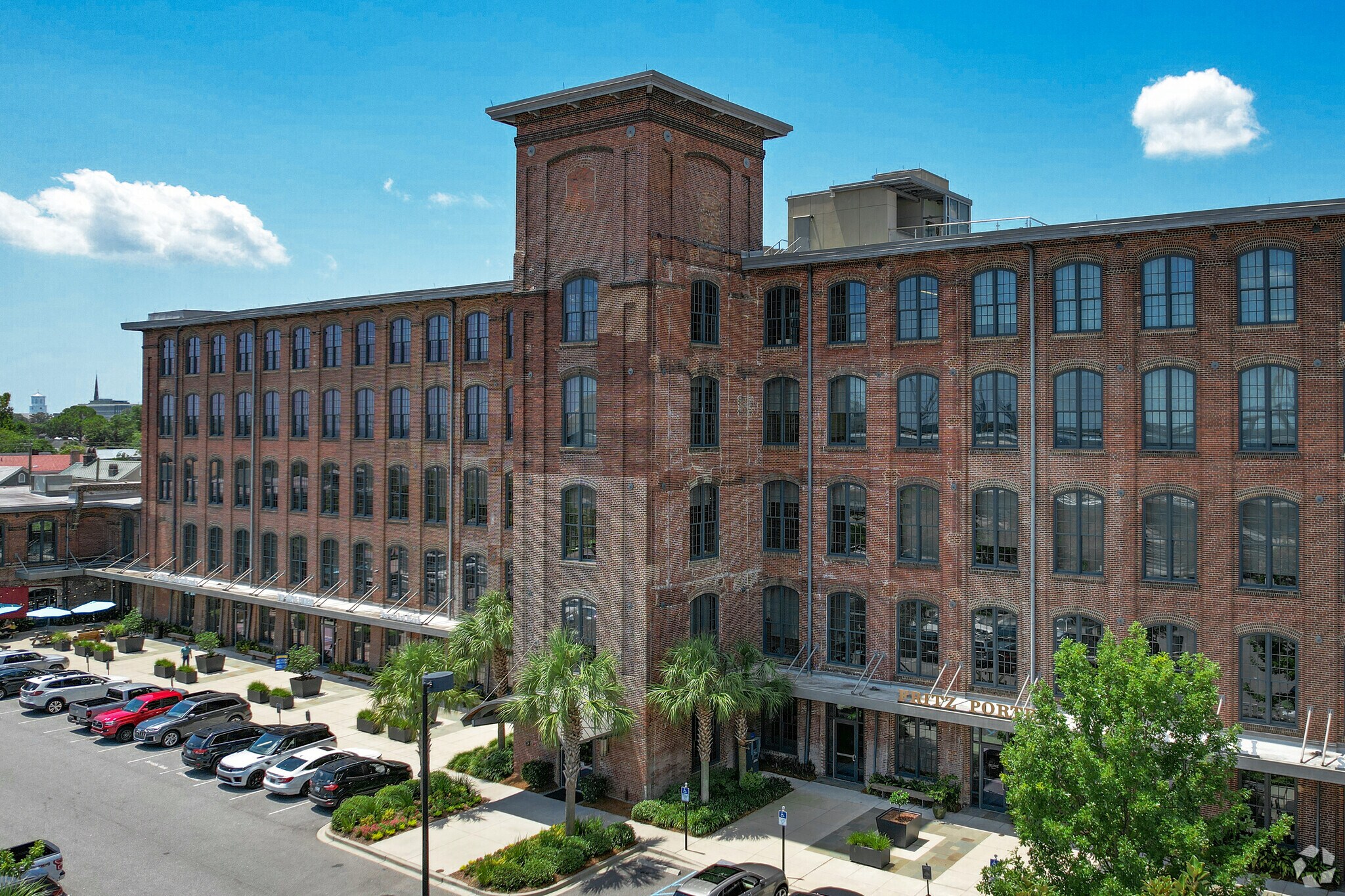 701 E Bay St, Charleston, SC à louer Photo principale– Image 1 sur 45