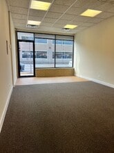 5443 N Lincoln Ave, Chicago, IL à louer Photo intérieure– Image 2 sur 7