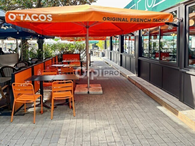 Plus de détails pour Local commercial à vendre