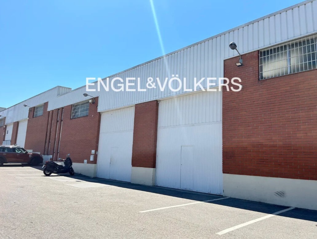 Industriel/Logistique dans Santa Perpètua de Mogoda, Barcelona à louer Photo intérieure– Image 1 sur 5