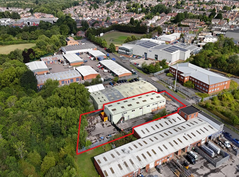 Amber Dr, Nottingham à vendre - Photo de l’immeuble – Image 3 sur 24