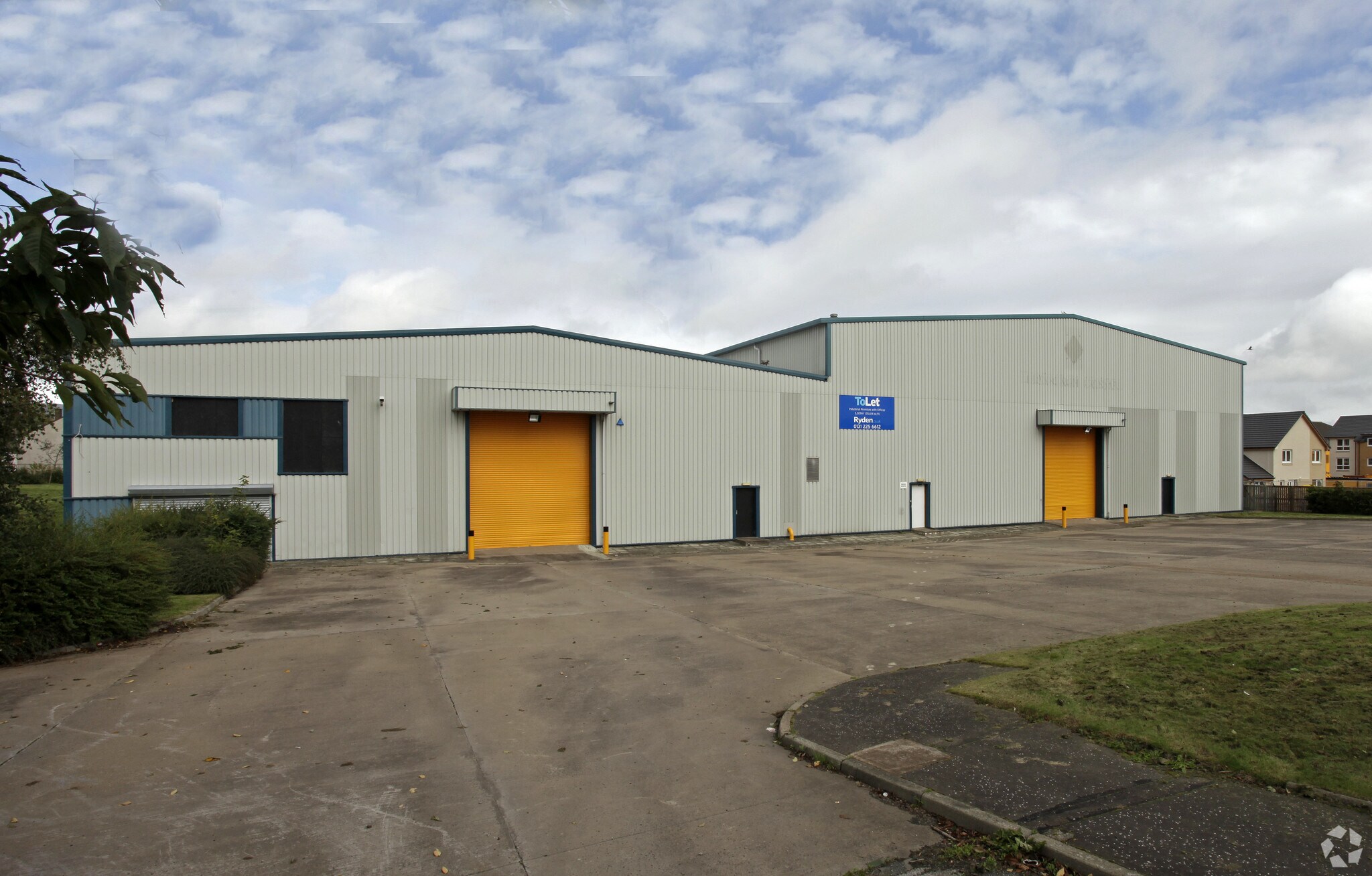 4 Eastfield Farm Road, Penicuik à louer Photo principale– Image 1 sur 4