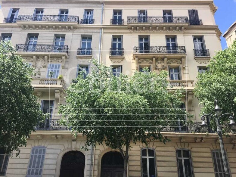 29 Boulevard D'Athenes, Marseille à louer - Photo de l’immeuble – Image 2 sur 7