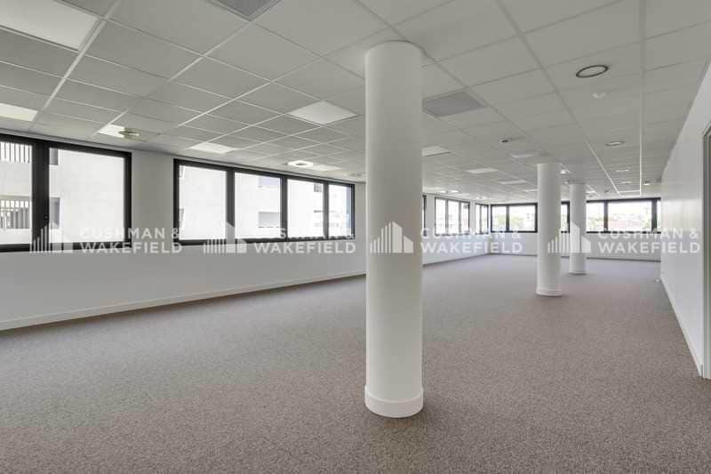 7 Rue Du Devoir, Marseille à louer - Photo de l’immeuble – Image 3 sur 14