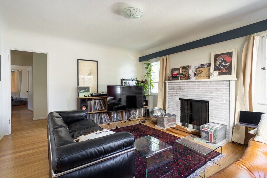 1427 Euclid St, Santa Monica, CA à vendre - Photo de l’immeuble – Image 2 sur 12