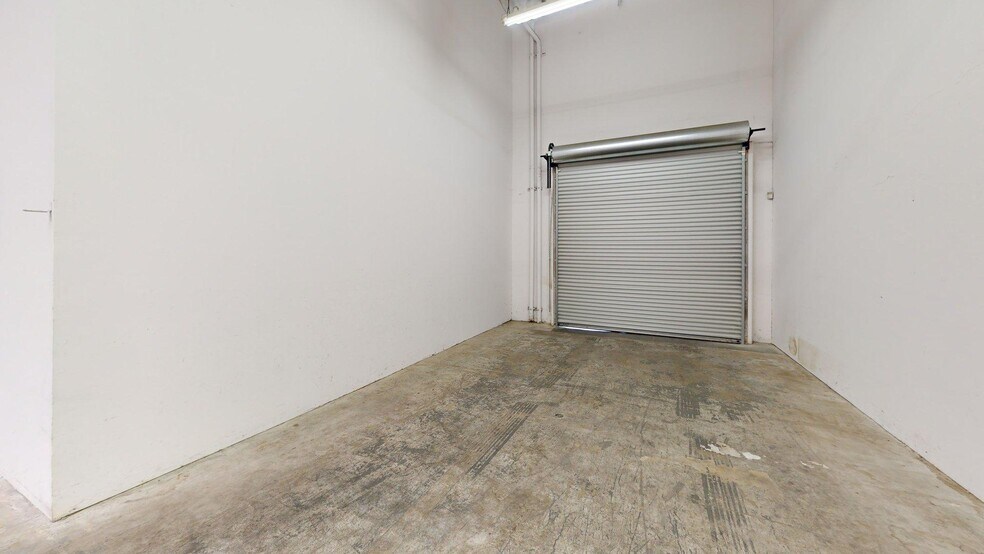 370 Amapola Ave, Torrance, CA à louer - Photo de l’immeuble – Image 2 sur 16