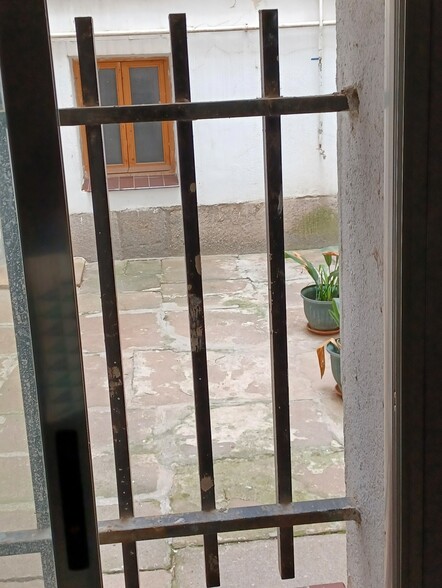View Photo