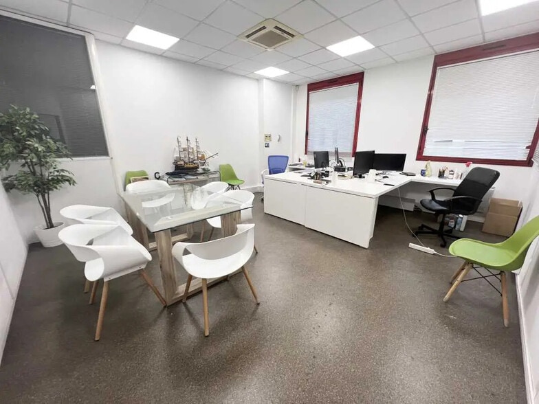Bureau dans Créteil à louer - Photo de l’immeuble – Image 2 sur 6