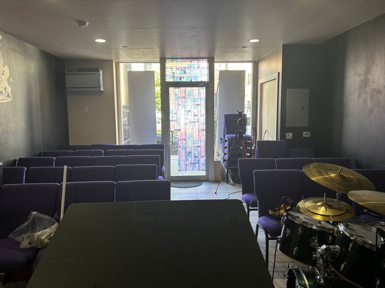 98 Suydam St, Brooklyn, NY à louer - Photo intérieure – Image 2 sur 5