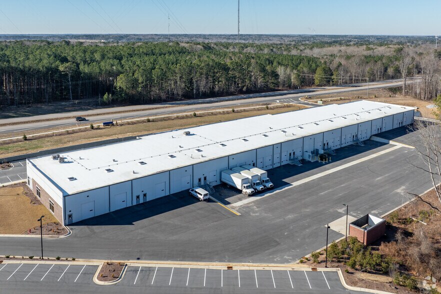 2545 Hwy 70, Clayton, NC à louer - Photo de l’immeuble – Image 3 sur 9