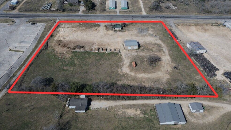 1951 S Magnolia Ave, Luling, TX à vendre - Photo de l’immeuble – Image 2 sur 45