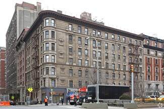 Plus de détails pour 251 W 81st St, New York, NY - Local commercial à louer