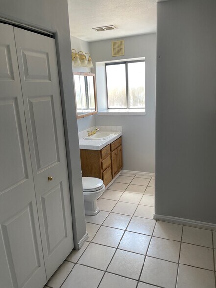 2052 Wasatch Rd, Evanston, WY à vendre - Photo intérieure – Image 2 sur 18