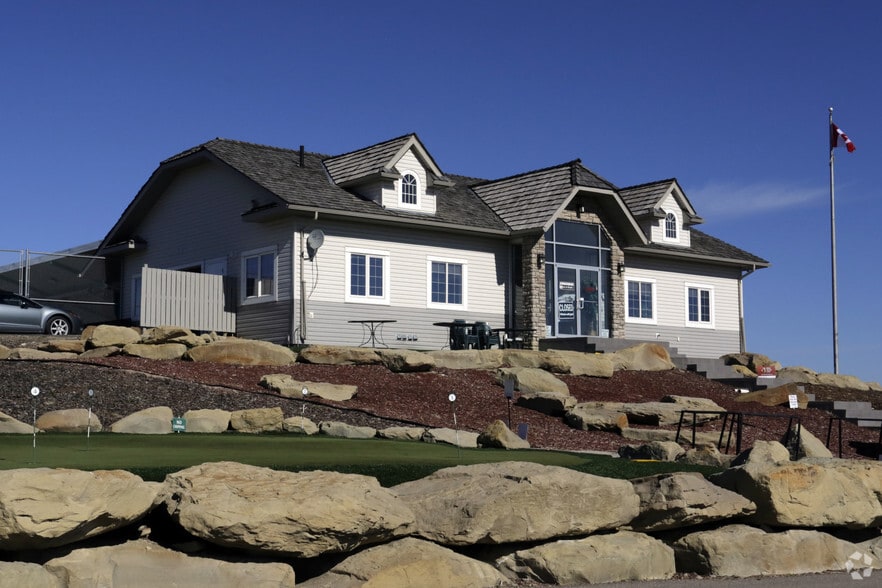 12014 242 Ave W, Foothills No 31, AB à vendre - Photo principale – Image 1 sur 13