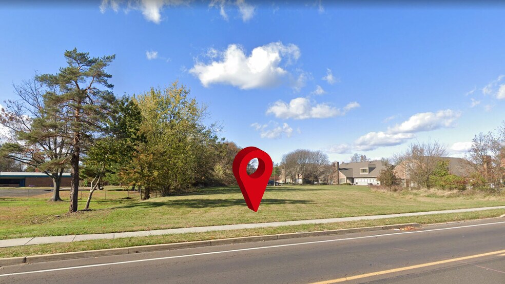 3534 Hulmeville Rd, Bensalem, PA à vendre - Photo principale – Image 3 sur 10