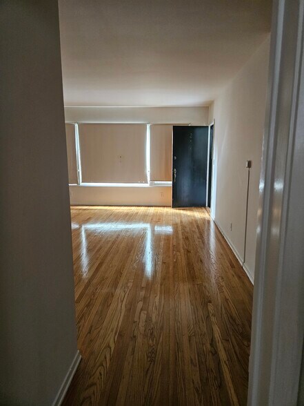 835 Austin Ave, Inglewood, CA à vendre - Photo de l’immeuble – Image 3 sur 30