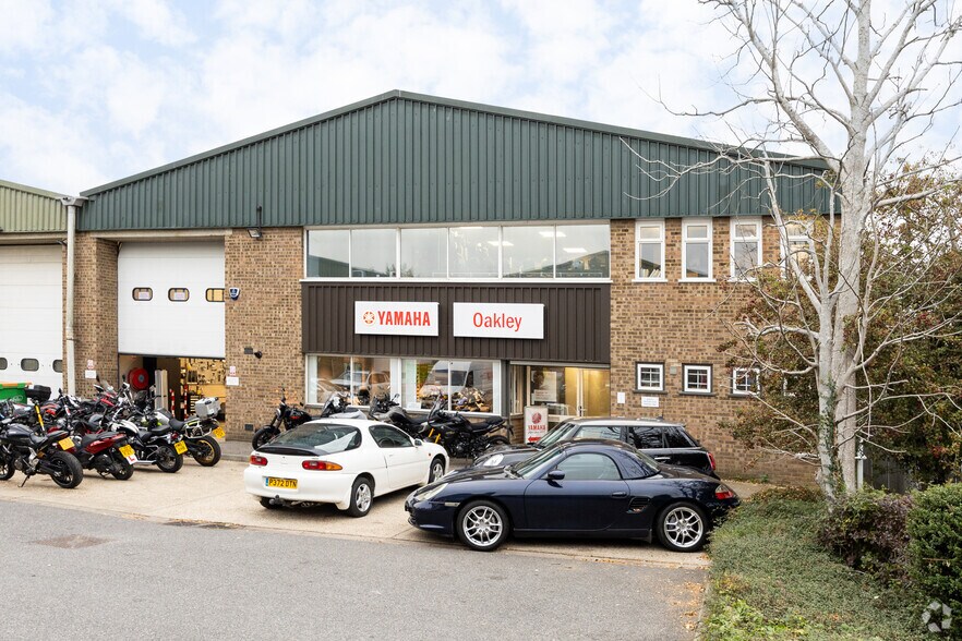 Bircholt Rd, Maidstone à louer - Photo de l’immeuble – Image 2 sur 3