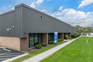 Plus de détails pour 901 N Du Page Ave, Lombard, IL - Industriel/Logistique à louer